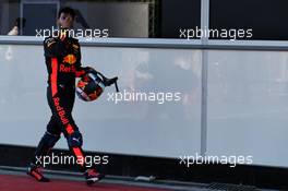 Daniel Ricciardo (AUS) Red Bull Racing. 24.06.2017. Formula 1 World Championship, Rd 8, Azerbaijan Grand Prix, Baku Street Circuit, Azerbaijan, Qualifying Day.