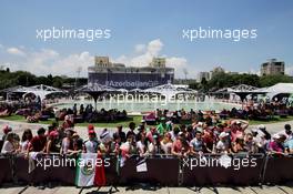 Fans zone. 25.06.2017. Formula 1 World Championship, Rd 8, Azerbaijan Grand Prix, Baku Street Circuit, Azerbaijan, Race Day.