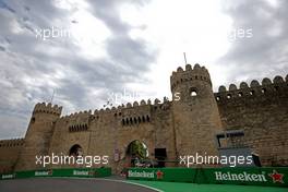Track atmshere 22.06.2017. Formula 1 World Championship, Rd 8, Azerbaijan Grand Prix, Baku Street Circuit, Azerbaijan, Preparation Day.