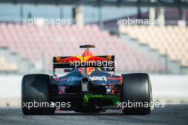 Max Verstappen (NLD) Red Bull Racing RB13 with flow-vis paint. 10.03.2017. Formula One Testing, Day Four, Barcelona, Spain. Friday.