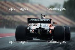 Fernando Alonso (ESP) McLaren MCL32. 08.03.2017. Formula One Testing, Day Two, Barcelona, Spain. Wednesday.