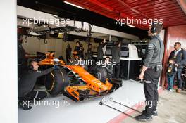 Stoffel Vandoorne (BEL) McLaren MCL32 in the pits. 08.03.2017. Formula One Testing, Day Two, Barcelona, Spain. Wednesday.