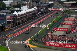 Lewis Hamilton (GBR) Mercedes AMG F1 W08 leads at the start of the race. 27.08.2017. Formula 1 World Championship, Rd 12, Belgian Grand Prix, Spa Francorchamps, Belgium, Race Day.