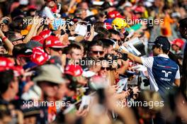 Felipe Massa (BRA) Williams signs autographs for the fans. 24.08.2017. Formula 1 World Championship, Rd 12, Belgian Grand Prix, Spa Francorchamps, Belgium, Preparation Day.