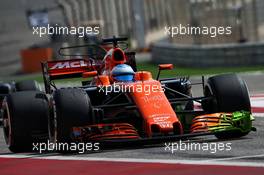 Fernando Alonso (ESP) McLaren MCL32 with flow-vis paint on the front wing. 14.04.2017. Formula 1 World Championship, Rd 3, Bahrain Grand Prix, Sakhir, Bahrain, Practice Day