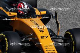 Nico Hulkenberg (GER) Renault Sport F1 Team RS17. 14.04.2017. Formula 1 World Championship, Rd 3, Bahrain Grand Prix, Sakhir, Bahrain, Practice Day