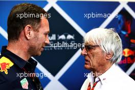 (L to R): Christian Horner (GBR) Red Bull Racing Team Principal with Bernie Ecclestone (GBR). 14.04.2017. Formula 1 World Championship, Rd 3, Bahrain Grand Prix, Sakhir, Bahrain, Practice Day