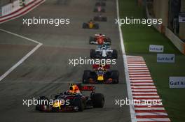 Max Verstappen (NLD) Red Bull Racing RB13. 16.04.2017. Formula 1 World Championship, Rd 3, Bahrain Grand Prix, Sakhir, Bahrain, Race Day.