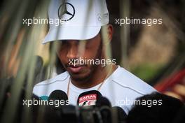 Lewis Hamilton (GBR) Mercedes AMG F1 with the media. 13.04.2017. Formula 1 World Championship, Rd 3, Bahrain Grand Prix, Sakhir, Bahrain, Preparation Day.