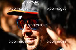 Fernando Alonso (ESP) McLaren with the media. 13.04.2017. Formula 1 World Championship, Rd 3, Bahrain Grand Prix, Sakhir, Bahrain, Preparation Day.