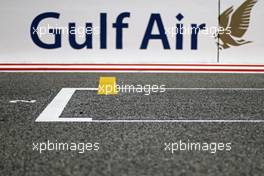 Track atmosphere 13.04.2017. Formula 1 World Championship, Rd 3, Bahrain Grand Prix, Sakhir, Bahrain, Preparation Day.