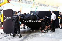 The Mercedes AMG F1 W08 of Lewis Hamilton (GBR) Mercedes AMG F1 is recovered back to the pits on the back of a truck. 18.04.2017. Formula 1 Testing. Sakhir, Bahrain. Tuesday.