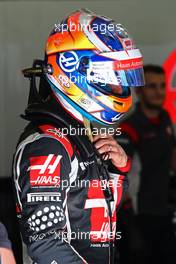 Romain Grosjean (FRA) Haas F1 Team  18.04.2017. Formula 1 Testing. Sakhir, Bahrain. Tuesday.
