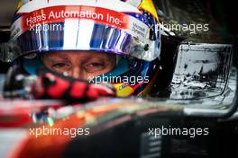 Romain Grosjean (FRA) Haas F1 Team VF-17. 18.04.2017. Formula 1 Testing. Sakhir, Bahrain. Tuesday.