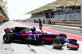 Daniil Kvyat (RUS) Scuderia Toro Rosso STR12. 19.04.2017. Formula 1 Testing. Sakhir, Bahrain. Wednesday.