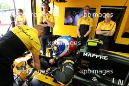 Jolyon Palmer (GBR) Renault Sport F1 Team   09.06.2017. Formula 1 World Championship, Rd 7, Canadian Grand Prix, Montreal, Canada, Practice Day.