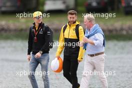 Nico Hulkenberg (GER) Renault Sport F1 Team. 09.06.2017. Formula 1 World Championship, Rd 7, Canadian Grand Prix, Montreal, Canada, Practice Day.