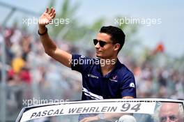 Pascal Wehrlein (GER) Sauber F1 Team on the drivers parade. 11.06.2017. Formula 1 World Championship, Rd 7, Canadian Grand Prix, Montreal, Canada, Race Day.