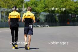 Nicholas Latifi (CDN), Renault F1 Team and Sergey Sirotkin (RUS) Renault Sport F1 Team   08.06.2017. Formula 1 World Championship, Rd 7, Canadian Grand Prix, Montreal, Canada, Preparation Day.