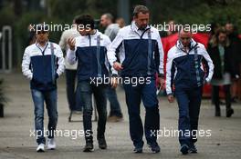 (L to R): Felipe Massa (BRA) Williams with Lance Stroll (CDN) Williams, Steve Nielsen (GBR) Williams Sporting Manager, and Paddy Lowe (GBR) Williams Chief Technical Officer. 07.04.2017. Formula 1 World Championship, Rd 2, Chinese Grand Prix, Shanghai, China, Practice Day.