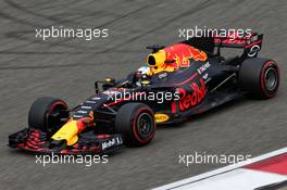 Daniel Ricciardo (AUS) Red Bull Racing RB13. 08.04.2017. Formula 1 World Championship, Rd 2, Chinese Grand Prix, Shanghai, China, Qualifying Day.