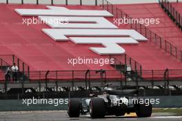 Lewis Hamilton (GBR) Mercedes AMG F1 W08. 08.04.2017. Formula 1 World Championship, Rd 2, Chinese Grand Prix, Shanghai, China, Qualifying Day.