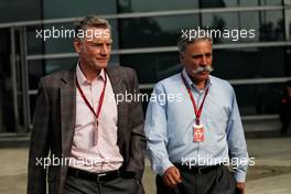 (L to R): Sean Bratches, Formula 1 Managing Director, Commercial Operations with Chase Carey (USA) Formula One Group Chairman. 08.04.2017. Formula 1 World Championship, Rd 2, Chinese Grand Prix, Shanghai, China, Qualifying Day.