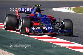Carlos Sainz Jr (ESP) Scuderia Toro Rosso  12.05.2017. Formula 1 World Championship, Rd 5, Spanish Grand Prix, Barcelona, Spain, Practice Day.