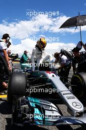 Lewis Hamilton (GBR) Mercedes AMG F1 W08 on the grid. 14.05.2017. Formula 1 World Championship, Rd 5, Spanish Grand Prix, Barcelona, Spain, Race Day.