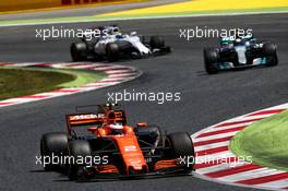 Stoffel Vandoorne (BEL) McLaren MCL32. 14.05.2017. Formula 1 World Championship, Rd 5, Spanish Grand Prix, Barcelona, Spain, Race Day.