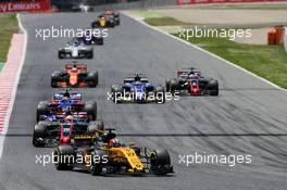 Nico Hulkenberg (GER) Renault Sport F1 Team RS17. 14.05.2017. Formula 1 World Championship, Rd 5, Spanish Grand Prix, Barcelona, Spain, Race Day.