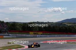 Daniel Ricciardo (AUS) Red Bull Racing RB13. 13.05.2017. Formula 1 World Championship, Rd 5, Spanish Grand Prix, Barcelona, Spain, Qualifying Day.