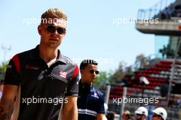 Kevin Magnussen (DEN) Haas F1 Team on the drivers parade. 14.05.2017. Formula 1 World Championship, Rd 5, Spanish Grand Prix, Barcelona, Spain, Race Day.