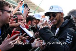 Lewis Hamilton (GBR) Mercedes AMG F1 with fans. 11.05.2017. Formula 1 World Championship, Rd 5, Spanish Grand Prix, Barcelona, Spain, Preparation Day.