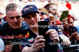 Max Verstappen (NLD) Red Bull Racing with fans. 11.05.2017. Formula 1 World Championship, Rd 5, Spanish Grand Prix, Barcelona, Spain, Preparation Day.