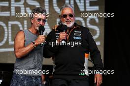 (L to R): Eddie Jordan (IRE) and Dr. Vijay Mallya (IND) Sahara Force India F1 Team Owner at the Silverstone Woodlands Campsite. 14.07.2017. Formula 1 World Championship, Rd 10, British Grand Prix, Silverstone, England, Practice Day.