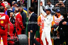 Lewis Hamilton (GBR) Mercedes AMG F1 celebrates his pole position. 15.07.2017. Formula 1 World Championship, Rd 10, British Grand Prix, Silverstone, England, Qualifying Day.
