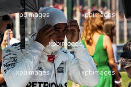 Lewis Hamilton (GBR) Mercedes AMG F1 on the grid. 03.09.2017. Formula 1 World Championship, Rd 13, Italian Grand Prix, Monza, Italy, Race Day.