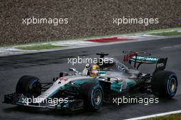 Lewis Hamilton (GBR) Mercedes AMG F1 W08 celebrates his pole position. 02.09.2017. Formula 1 World Championship, Rd 13, Italian Grand Prix, Monza, Italy, Qualifying Day.