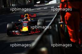 Daniel Ricciardo (AUS) Red Bull Racing RB13. 27.05.2017. Formula 1 World Championship, Rd 6, Monaco Grand Prix, Monte Carlo, Monaco, Qualifying Day.