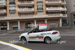Renault Course Car. 25.05.2017. Formula 1 World Championship, Rd 6, Monaco Grand Prix, Monte Carlo, Monaco, Practice Day.
