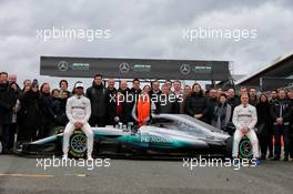 (L to R): Lewis Hamilton (GBR) Mercedes AMG F1 and Valtteri Bottas (FIN) Mercedes AMG F1 with the Mercedes AMG F1 W08 and guests. 23.02.2017. Mercedes AMG F1 W08 Launch, Silverstone, England.