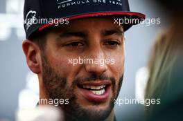 Daniel Ricciardo (AUS) Red Bull Racing with the media. 28.04.2017. Formula 1 World Championship, Rd 4, Russian Grand Prix, Sochi Autodrom, Sochi, Russia, Practice Day.