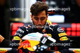 Daniel Ricciardo (AUS) Red Bull Racing RB13. 28.04.2017. Formula 1 World Championship, Rd 4, Russian Grand Prix, Sochi Autodrom, Sochi, Russia, Practice Day.