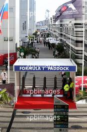 The paddock. 28.04.2017. Formula 1 World Championship, Rd 4, Russian Grand Prix, Sochi Autodrom, Sochi, Russia, Practice Day.