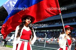 Grid girls. 30.04.2017. Formula 1 World Championship, Rd 4, Russian Grand Prix, Sochi Autodrom, Sochi, Russia, Race Day.
