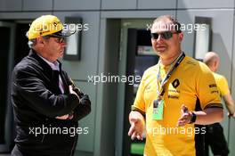 Jerome Stoll (FRA) Renault Sport F1 President (Left). 30.04.2017. Formula 1 World Championship, Rd 4, Russian Grand Prix, Sochi Autodrom, Sochi, Russia, Race Day.