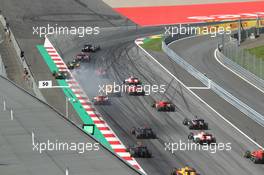 Race 2, the start 09.07.2017. FIA Formula 2 Championship, Rd 5, Spielberg, Austria, Sunday.