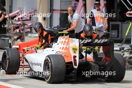 Race 1, Pit stop, Jordan King (GBR) MP Motorsport 15.04.2017. FIA Formula 2 Championship, Rd 1, Sakhir, Bahrain, Saturday.
