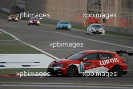 Race 1, Hugo Valente (FRA) SEAT Leon TCR, Lukoil Craft-Bamboo Racing 15.04.2017. TCR International Series, Rd 2, Sakhir, Bahrain, Saturday.